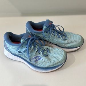 Women’s saucony ISO running shoe